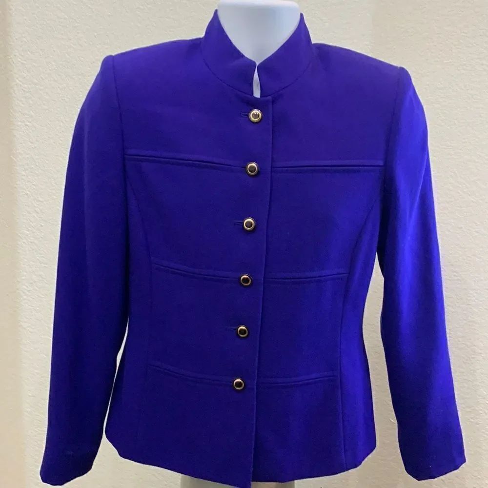 Collections For Le Suit Fitted Jacket Sz 4 Purple 6 Buttons & Snap Front Closure